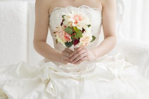 できちゃった婚（でき婚・できちゃった結婚）、産後に結婚式をする場合のタイミングとは？2