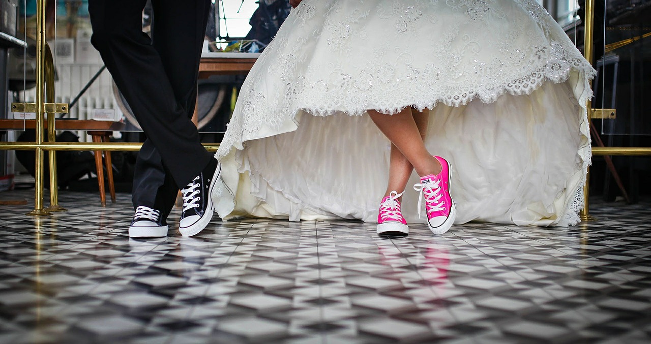 結婚式二次会のウェディングドレス 失敗しない選び方とは ウェディングメディアmarrial