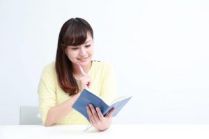 友達に結婚の報告はいつのタイミングでするもの？1