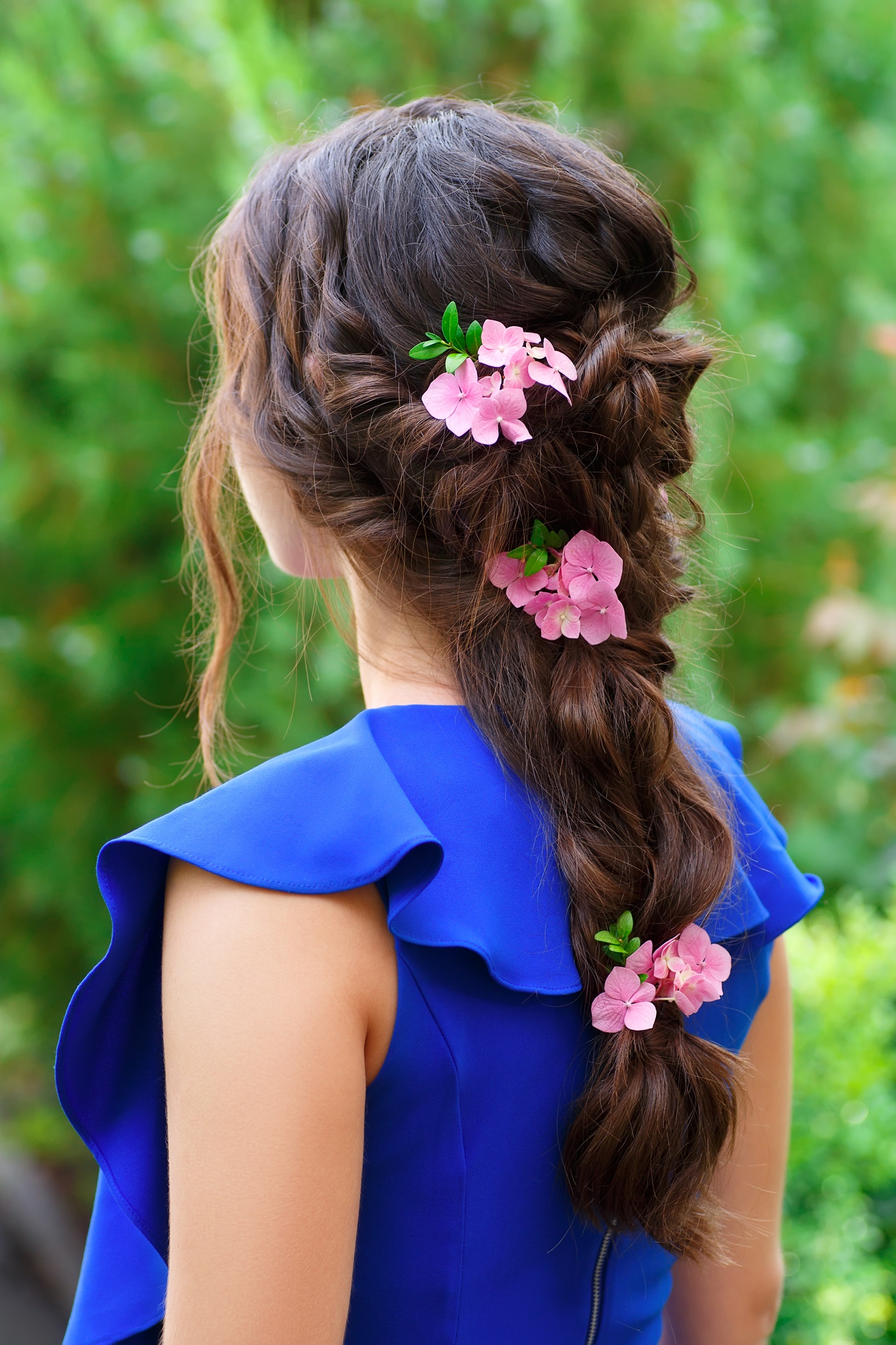 結婚式で使いたい 花冠 の作り方と似合う髪型とは ウェディングメディアmarrial