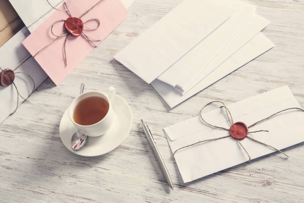 結婚報告はがきはいつ誰に送る 例文とおすすめデザインサービス ウェディングメディアmarrial